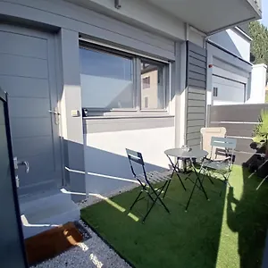 T2 Calme Et Chaleureux Au Centre Du Village Appartement